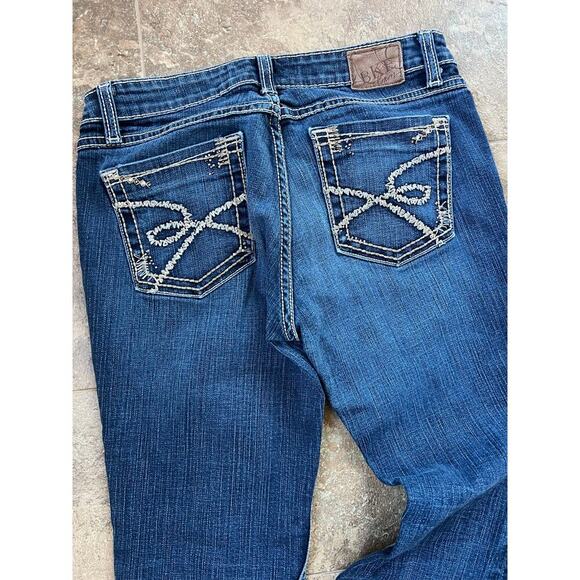 BKE MID RISE SABRINA BOOT, stretch jeans, women's size 28 x 31 1/2" - Picture 5 of 6